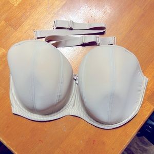 Very good quality, supportive strapless bra for well endowed ladies.